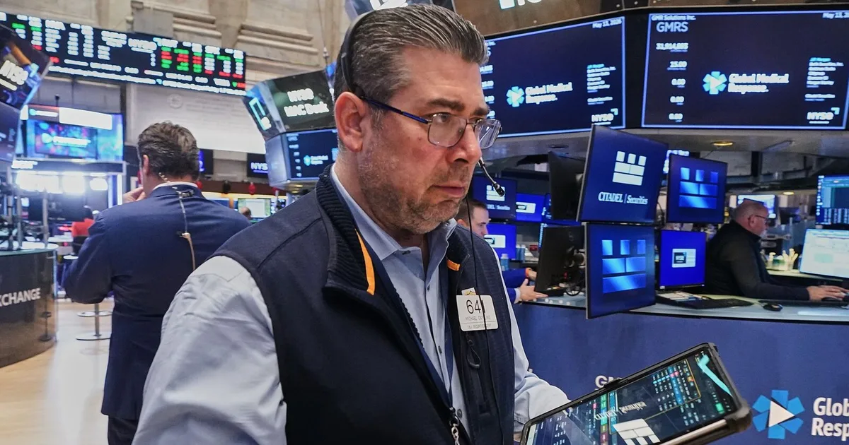 Wall Street's 2026 Outlook: A Global Ripple Effect