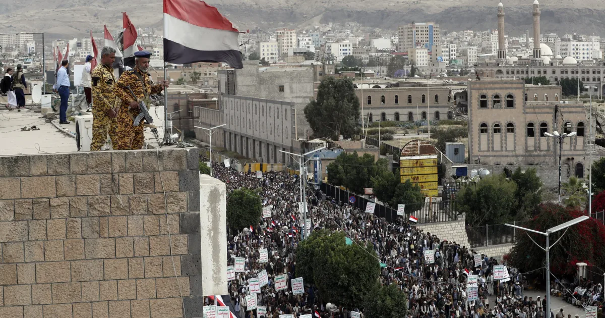 مباحثات الرياض لرفع جاهزية القوات اليمنية تتزامن مع سقوط أكثر من 300 قتيل - صقر الجزيرة