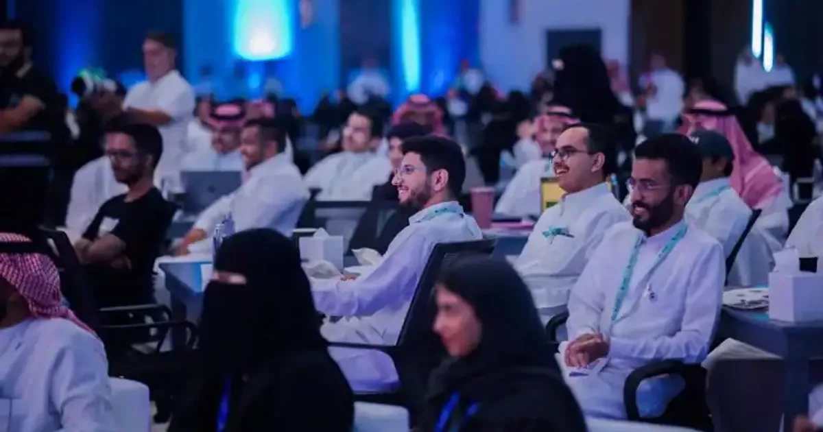 السعودية تطلق برنامجاً وطنياً لتأهيل 100 ألف شاب في تقنيات الثورة الصناعية الرابعة بالتعاون مع شركات عالمية
