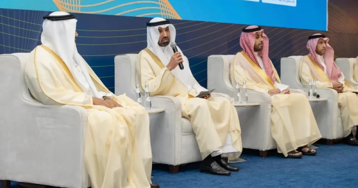 تأثير إصلاحات سوق العمل السعودي على توطين الوظائف في القطاع الخاص: تحليل لمبادرات 2026
