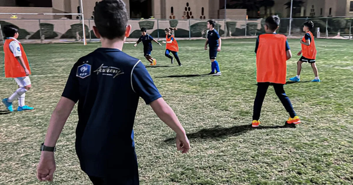 أكاديميات كرة القدم السعودية: من استيراد المواهب إلى تصديرها عبر برامج تدريبية عالمية المستوى