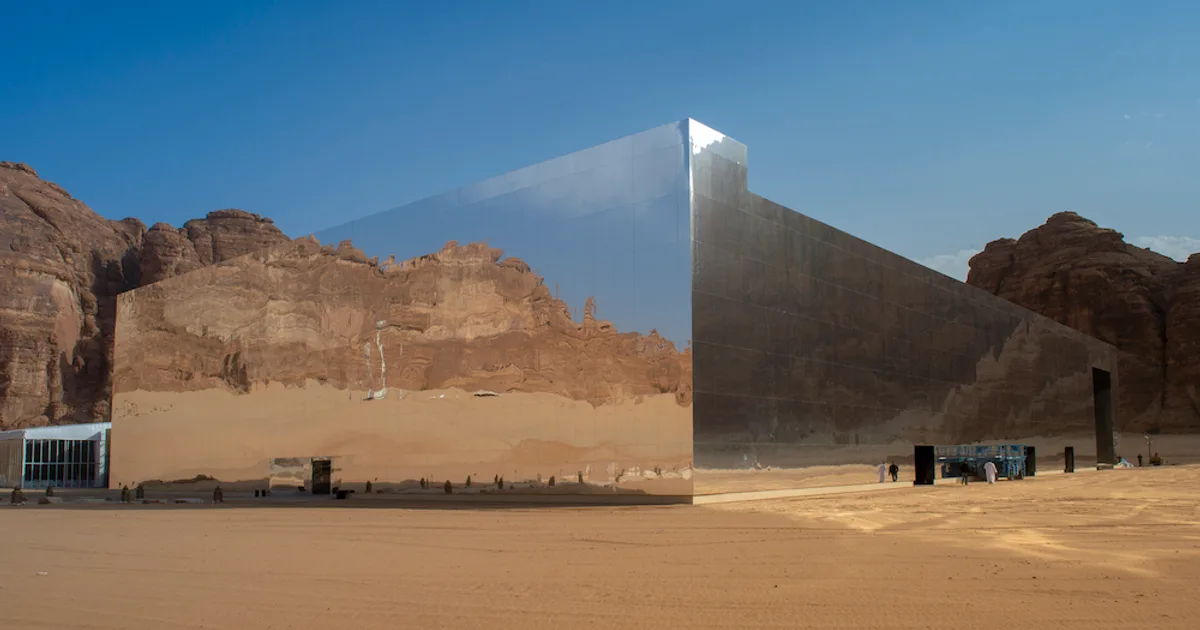 التصميم الإيطالي يشكل المشاريع السعودية الضخمة: طليعة معمارية في الصحراء - صقر الجزيرة