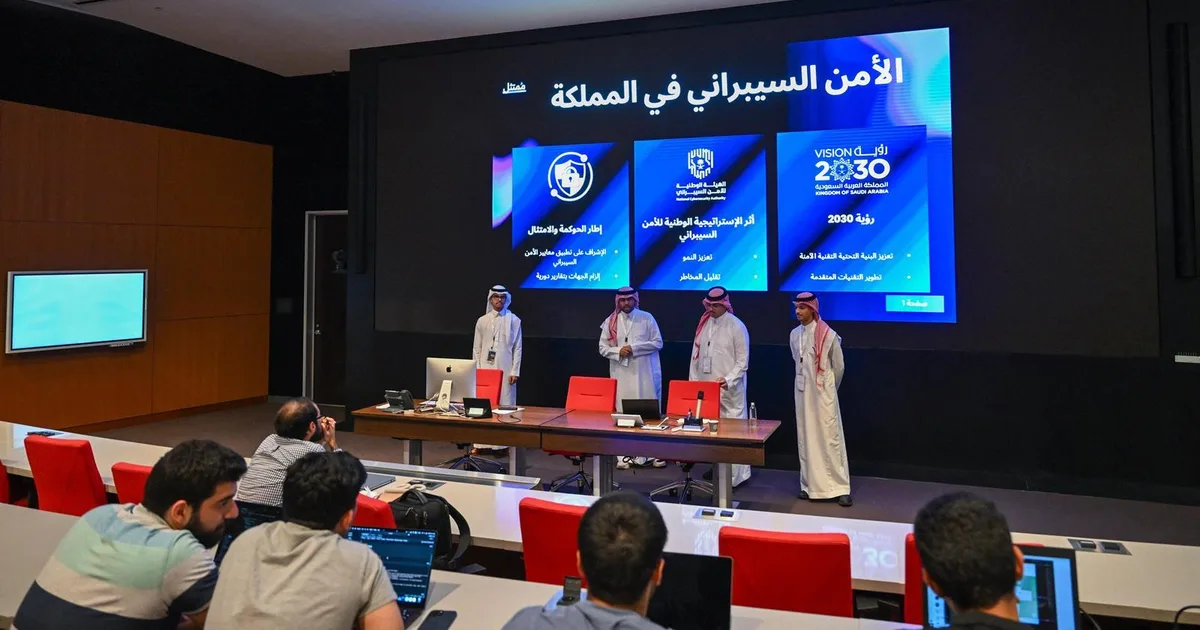 توسع برامج التعليم التقني والمهني في المدارس الثانوية السعودية: كيف تحول رؤية 2030 المناهج الدراسية لمواكبة سوق العمل المستقبلي في قطاعات التصنيع والطاقة المتجددة