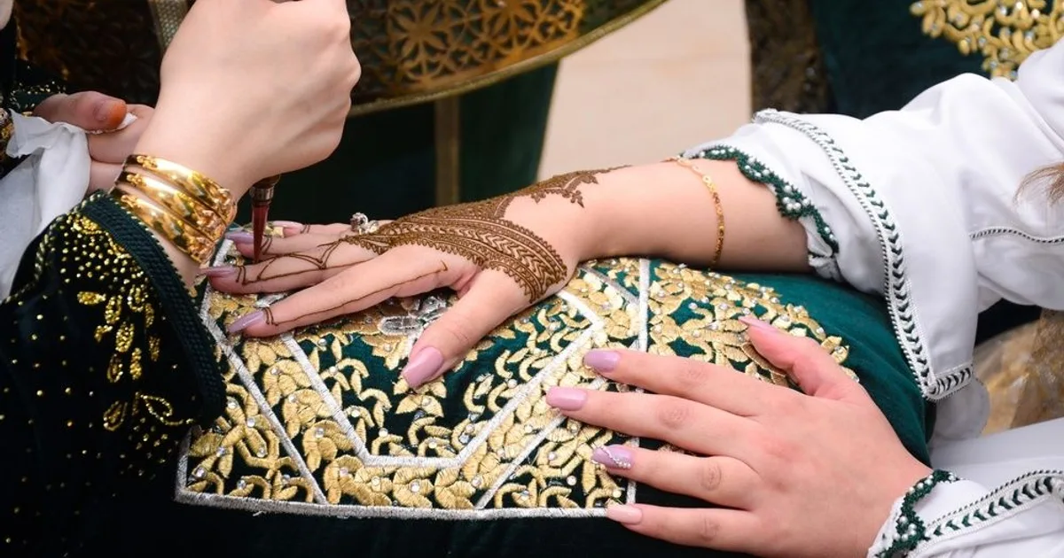 تزايد الإقبال على الزواج التقليدي في السعودية: عودة للقيم المجتمعية في 2026