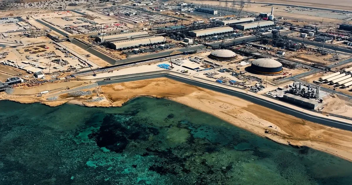 مشروع نيوم للهيدروجين الأخضر: تحليل الجدوى الاقتصادية والتحديات التقنية في ظل التنافس العالمي على الطاقة النظيفة 2026