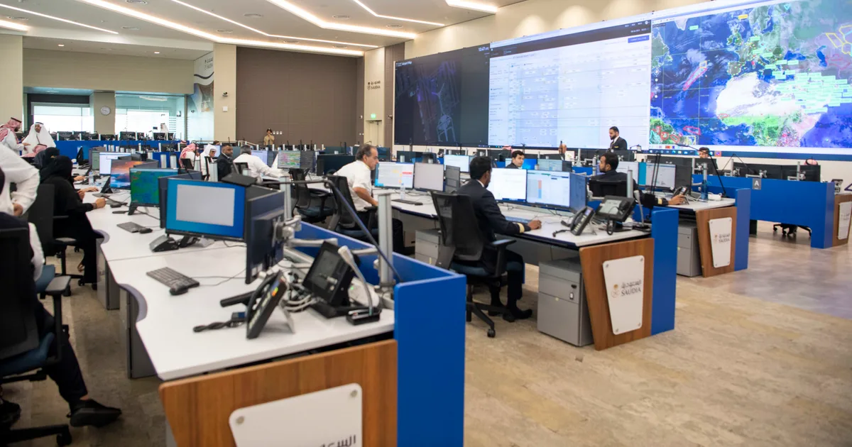 إطلاق أول نظام ذكاء اصطناعي سعودي متكامل لتحسين كفاءة إدارة وتشغيل المطارات الذكية في المملكة: تحول رقمي في قطاع النقل الجوي