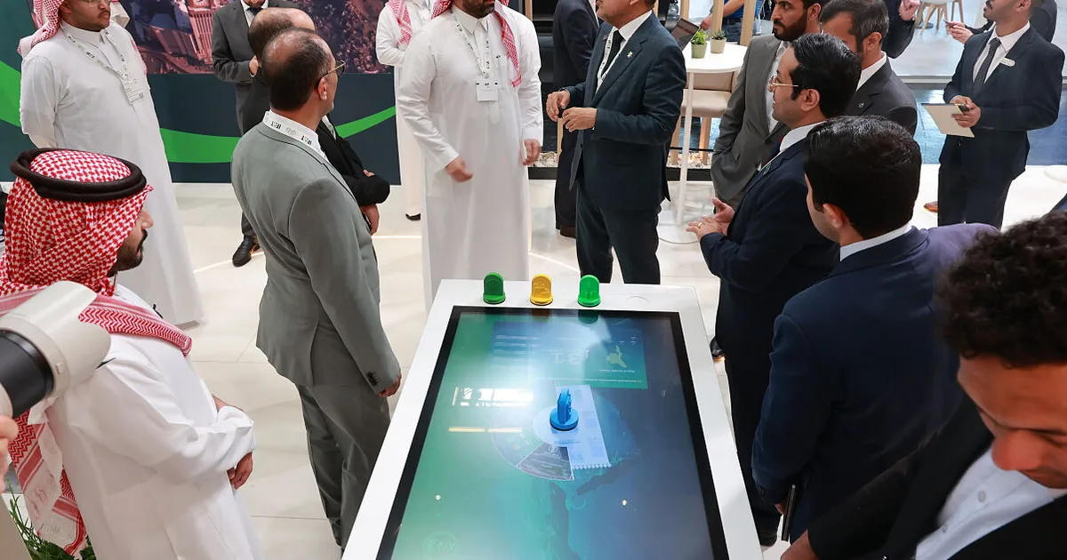 تطوير منظومة الاقتصاد الدائري المتكامل في السعودية: استراتيجيات رؤية 2030 لتحويل النفايات الصناعية إلى موارد اقتصادية