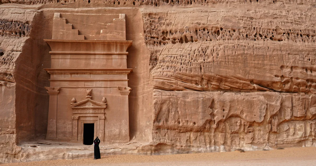 من العلا إلى نيوم: كيف تعيد السعودية تعريف الهوية الثقافية في 2026؟ - صقر الجزيرة