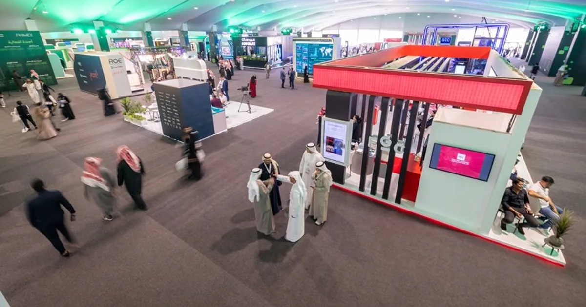 الذكاء الاصطناعي التوليدي يطلق ثورة في المحتوى الإعلامي السعودي: تقنيات توليد النصوص والفيديو تعزز الإنتاج المحلي وتنافسية الصناعة الإبداعية
