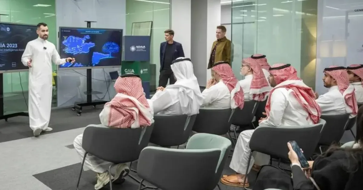 مدينة ذكية بمعايير 2030: السعودية تطلق أول حاضنة للذكاء الاصطناعي في الرياض - صقر الجزيرة