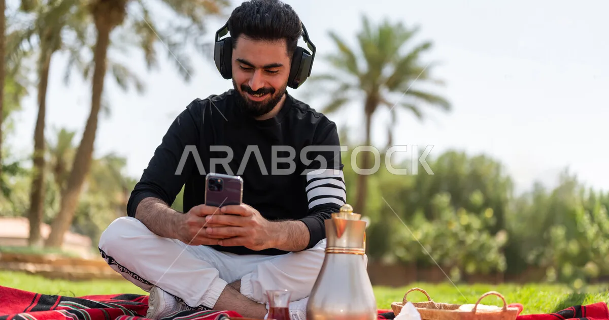 تأثير منصات التواصل الاجتماعي على تشكيل الهوية الثقافية لدى الشباب السعودي في 2026