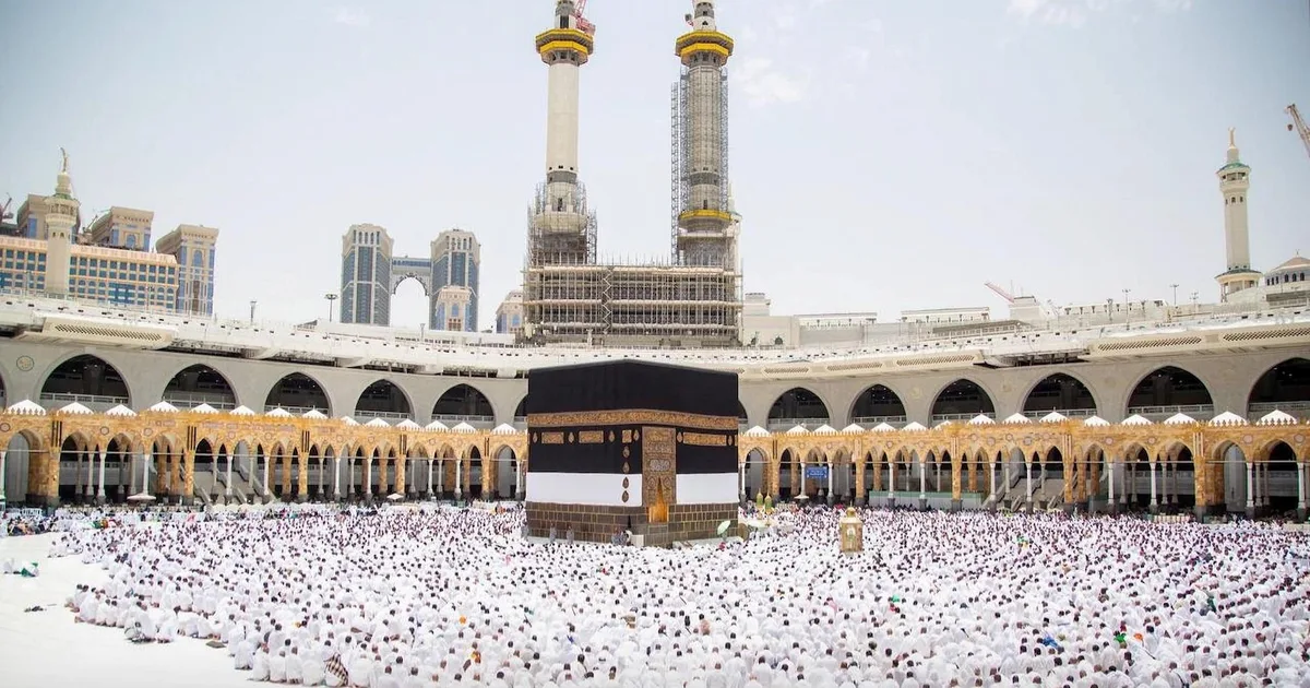 أفضل مناطق المدينة المنورة السياحية الروحانية: رحلة في أقدس الأماكن بعد مكة