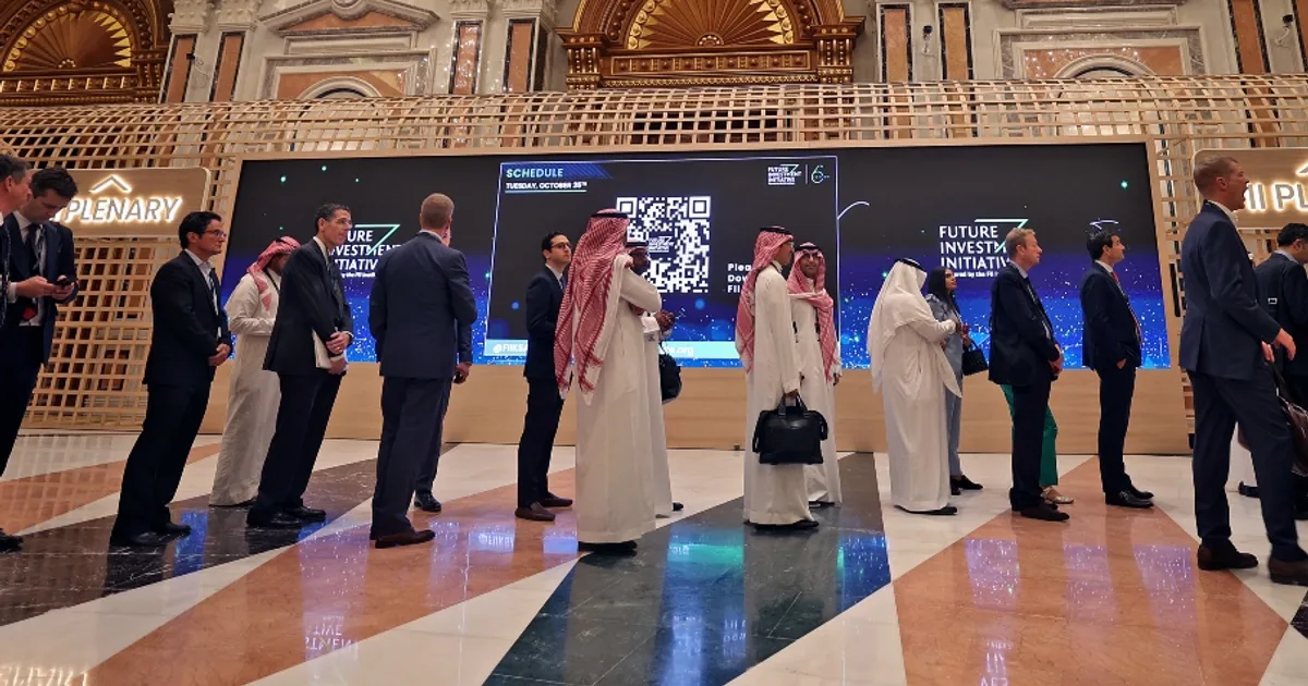 توسع استثمارات الصناديق السيادية السعودية في مشاريع البنية التحتية للطاقة النووية المدنية في أوروبا الشرقية: شراكات استراتيجية لتعزيز الأمن الطاقي العالمي