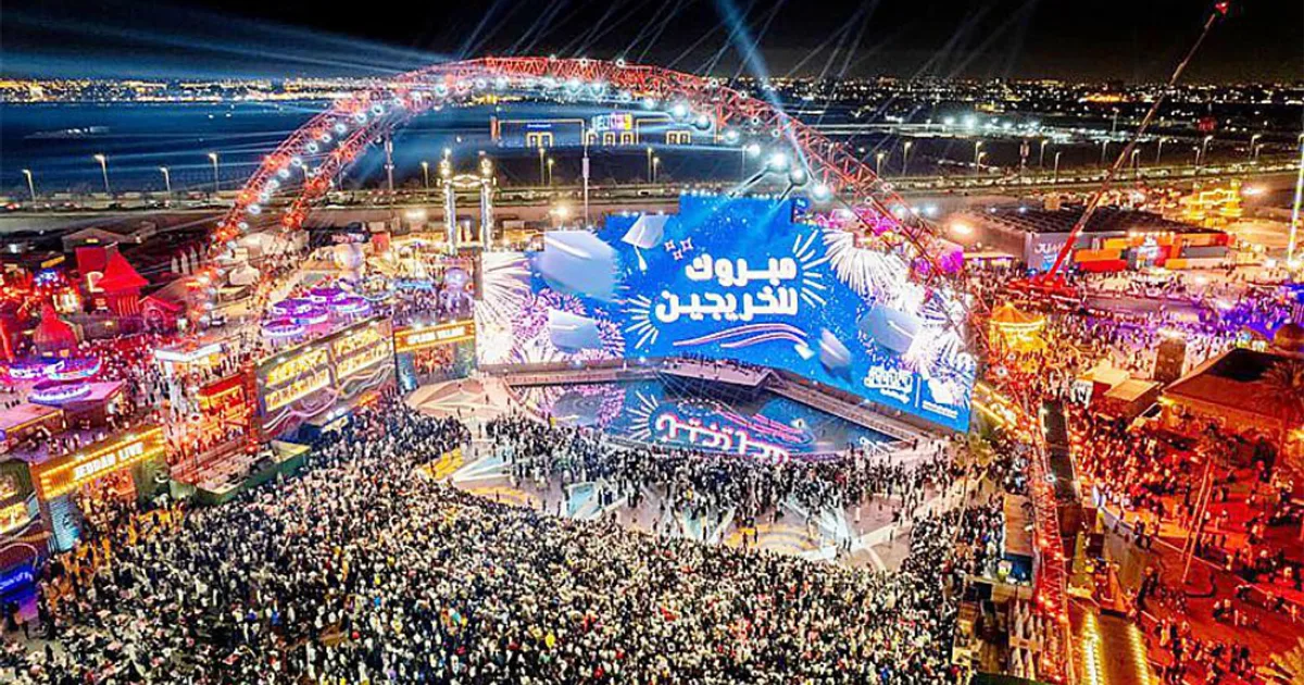 موسم جدة: قاطرة السياحة الداخلية والترفيه في المملكة – تحليل اقتصادي واجتماعي