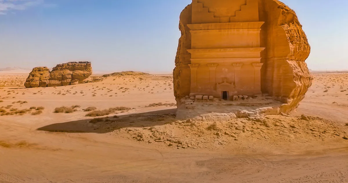 استراتيجية التسويق عبر المؤثرين في السعودية: تحول العلامات التجارية نحو المحتوى القصير والتجارة الاجتماعية