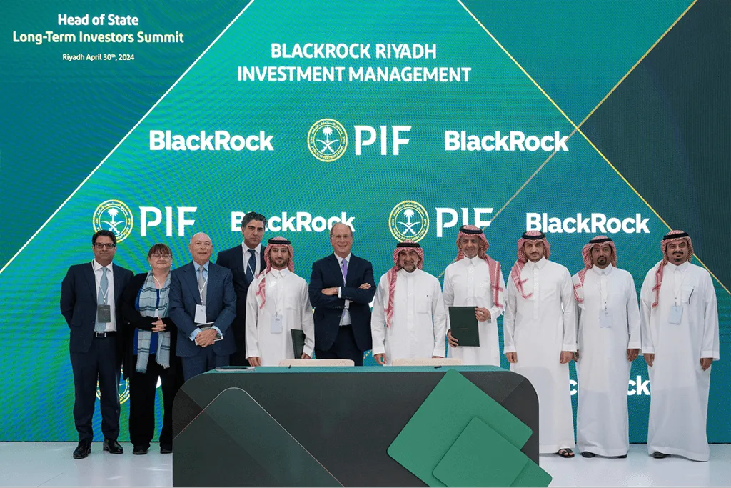 كيف تخطط السعودية لتمويل هذه الصفقات الضخمة؟