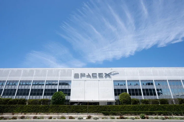 لماذا اختار صندوق الاستثمارات العامة الاستثمار في SpaceX تحديداً؟