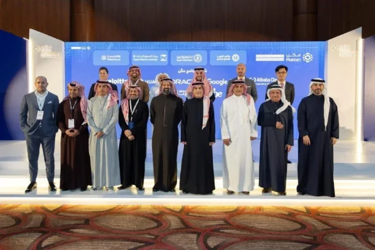 كيف تدعم الحكومة السعودية الشركات الناشئة في التكنولوجيا المالية؟