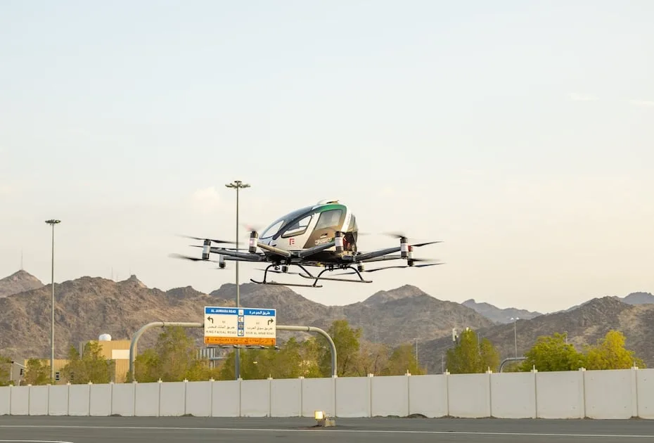 ما هي طائرات الأجرة الجوية ذاتية القيادة وكيف ستعمل في السعودية؟