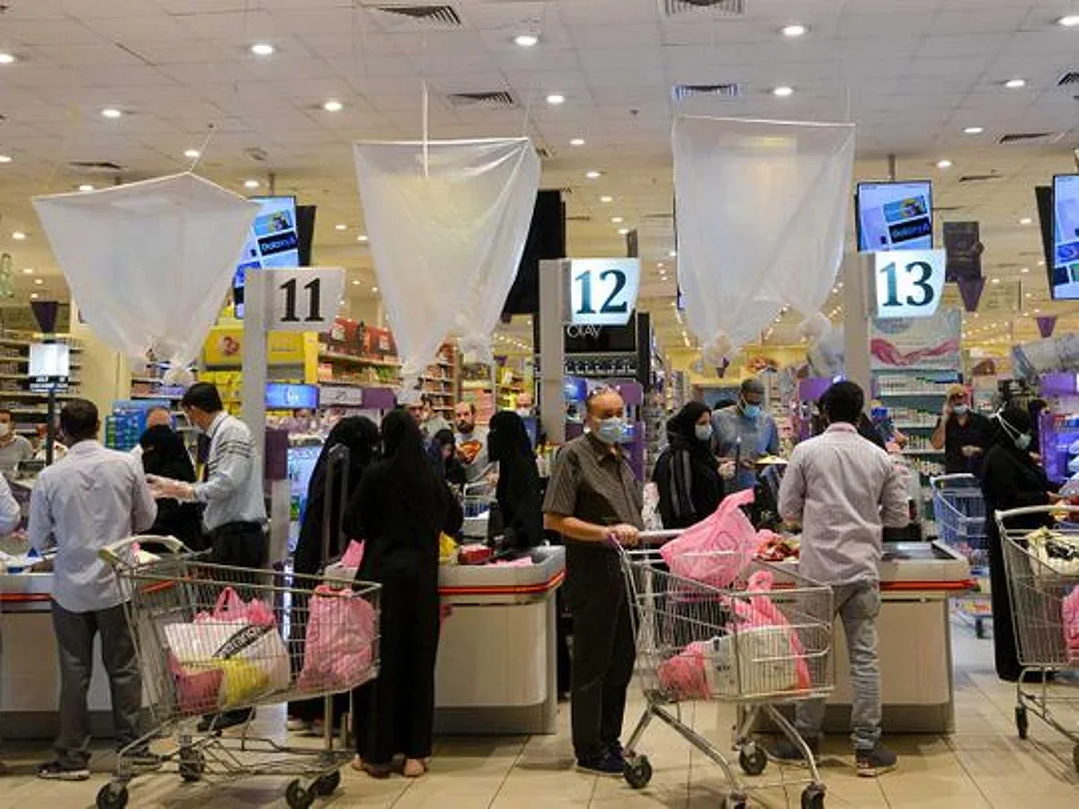 ما هو التسوق المباشر عبر وسائل التواصل الاجتماعي؟