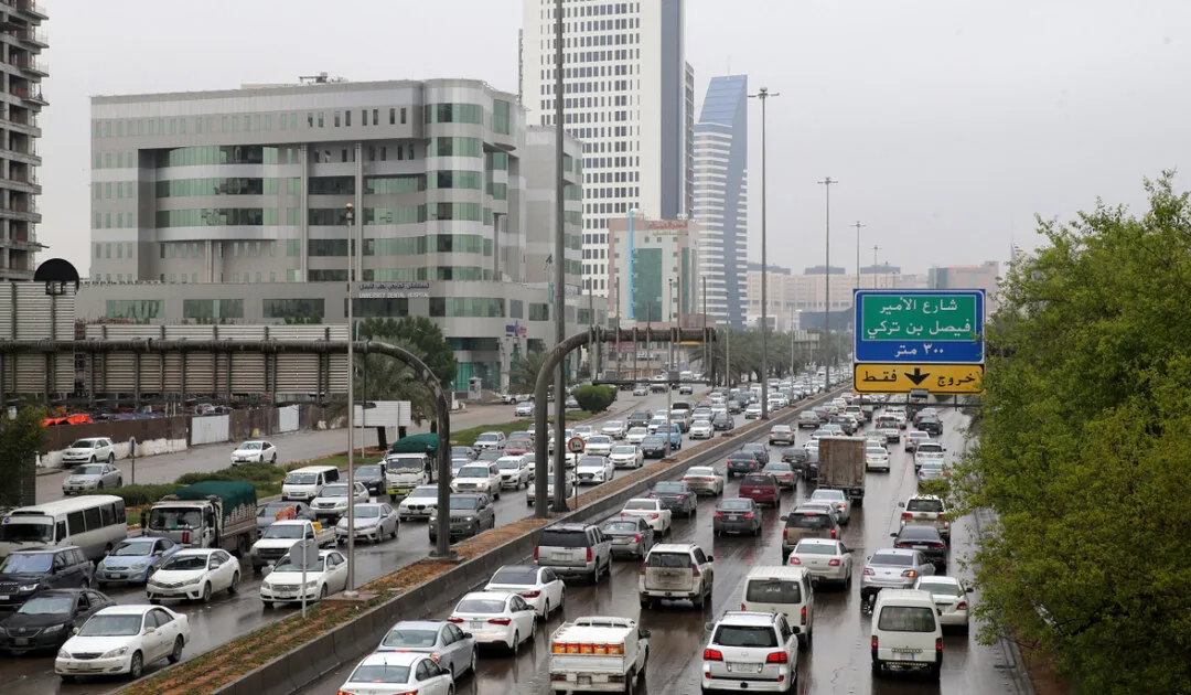 لماذا تم إطلاق النظام في الرياض وجدة أولاً؟