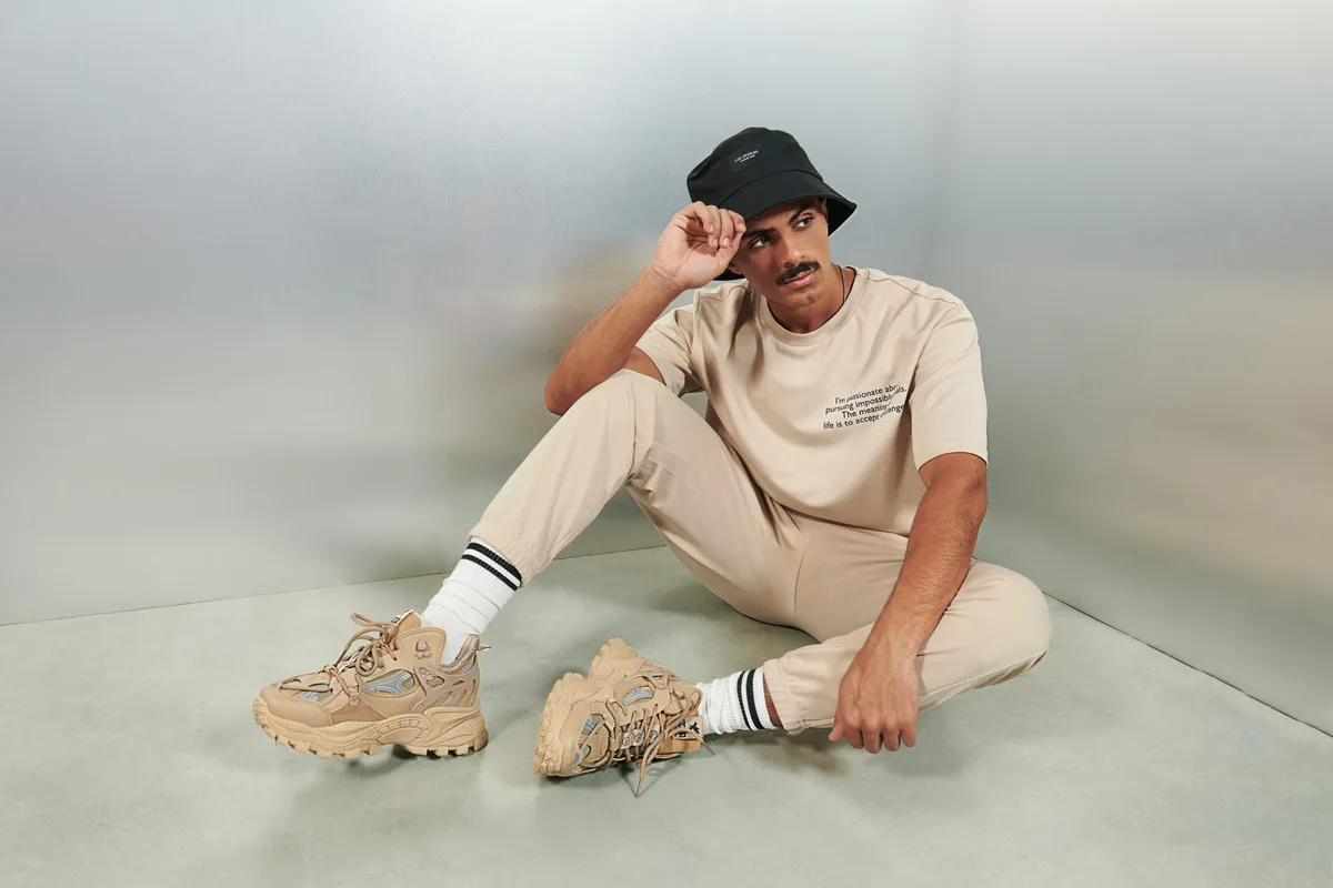 ما هو التسويق عبر المؤثرين وكيف تطور في السعودية؟