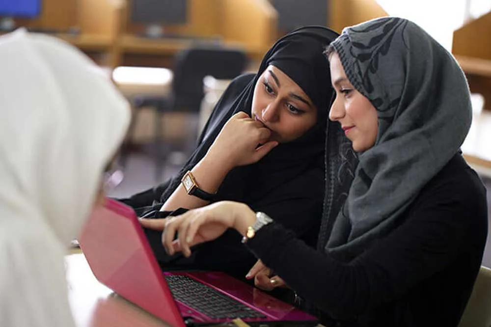 ما هو الذكاء الاصطناعي الأخلاقي والتنظيمي ولماذا أصبح ضرورة في التعليم العالي السعودي؟