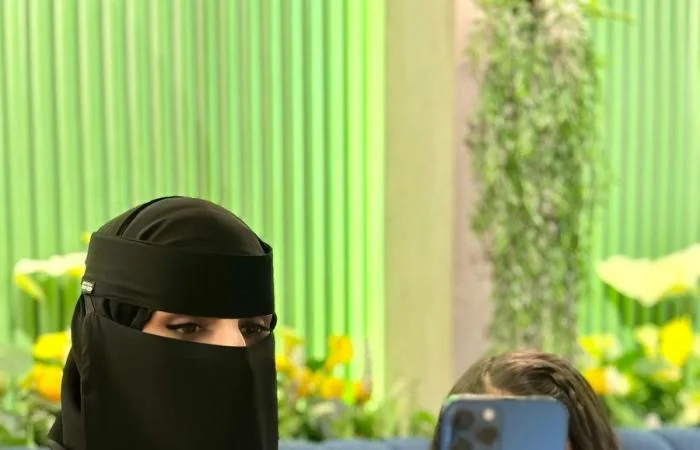 كيف تستفيد العلامات التجارية السعودية من الميزات التفاعلية في Snapchat لاستهداف جيل Z؟