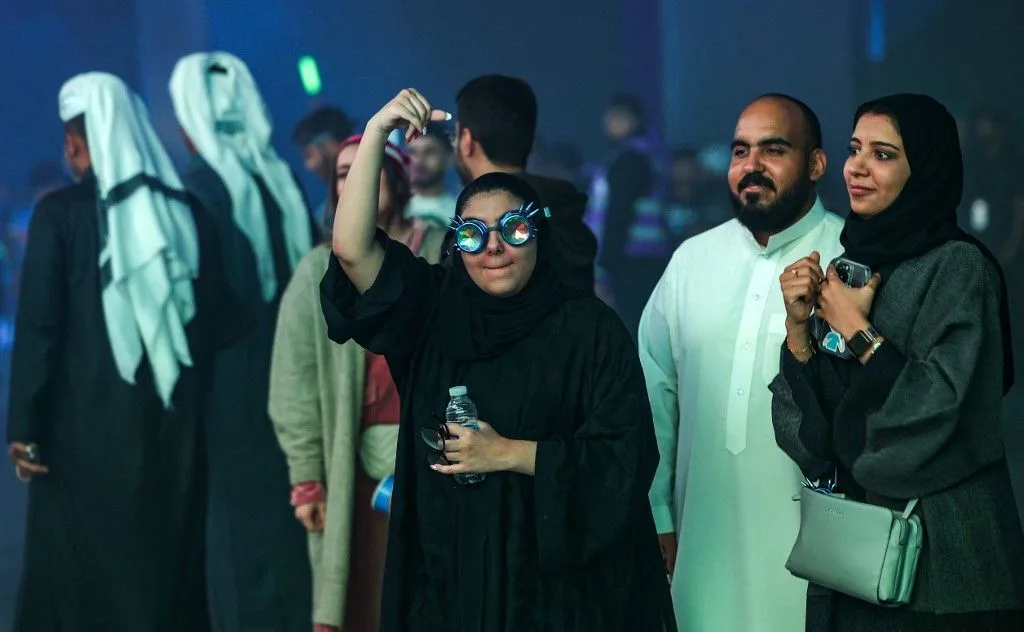 ما هي العوامل الدافعة لتوسع المهرجانات المحلية في السعودية؟