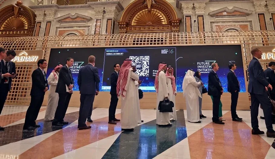 ما هو الذكاء الاصطناعي الحيوي (Bio-AI) ولماذا يستهدفته الصناديق السعودية؟