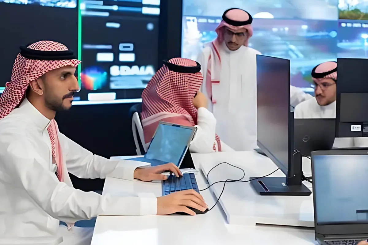 ما هي نماذج الذكاء الاصطناعي التنبؤية المستخدمة في إدارة حشود الحج والعمرة؟