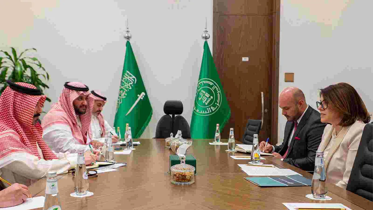 ما هو تأثير رفع أسعار الفائدة العالمية على الاقتصاد السعودي؟