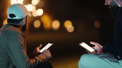 ما هي التحديات التي تواجه الهوية الثقافية السعودية في العصر الرقمي؟