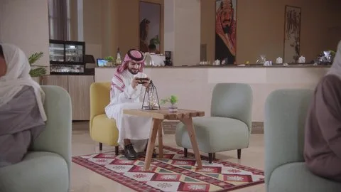 كيف تعزز منصات التواصل الاجتماعي الهوية السعودية؟