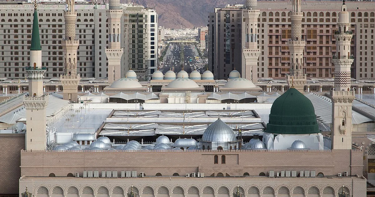 كيف تعمل الشراكات بين الكليات التقنية السعودية والشركات العالمية؟