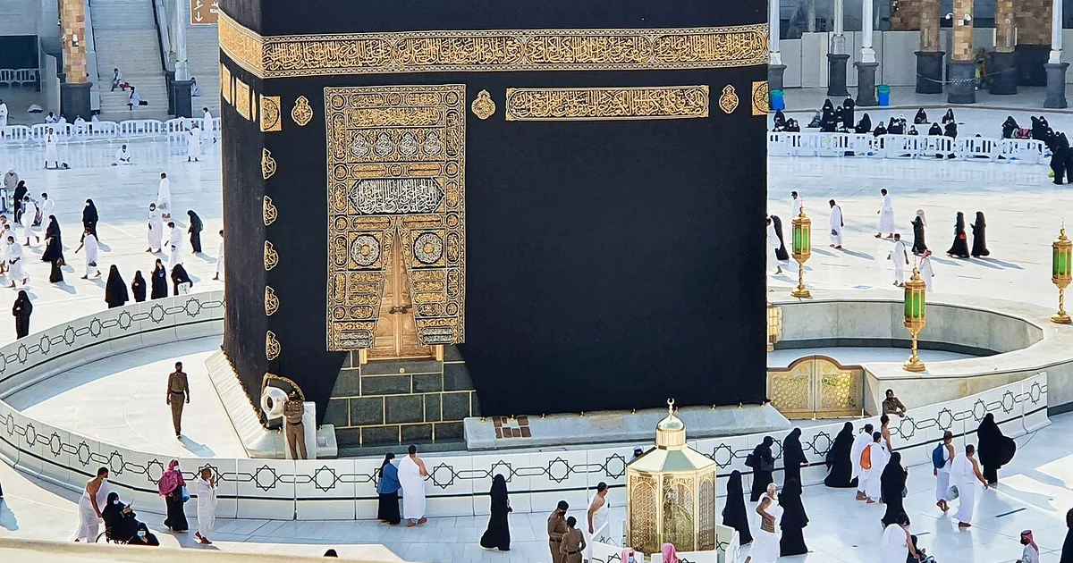 مقدمة: هل نجحت منصتا مدرستي وروافد في رفع كفاءة المعلمين السعوديين؟