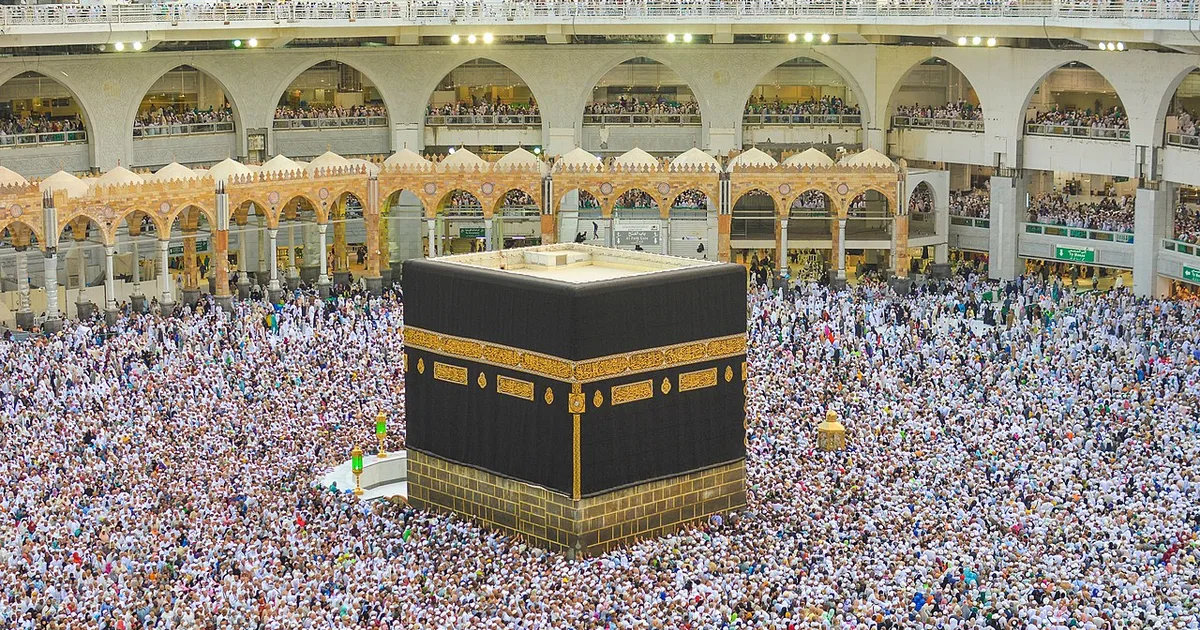 لماذا تعتبر أنظمة التحكم الذكية ضرورية لسلامة الحجاج؟