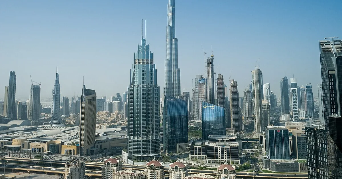 ما هي نقاط الضعف الرئيسية في البنية التحتية المتصلة للمدن الذكية السعودية؟
